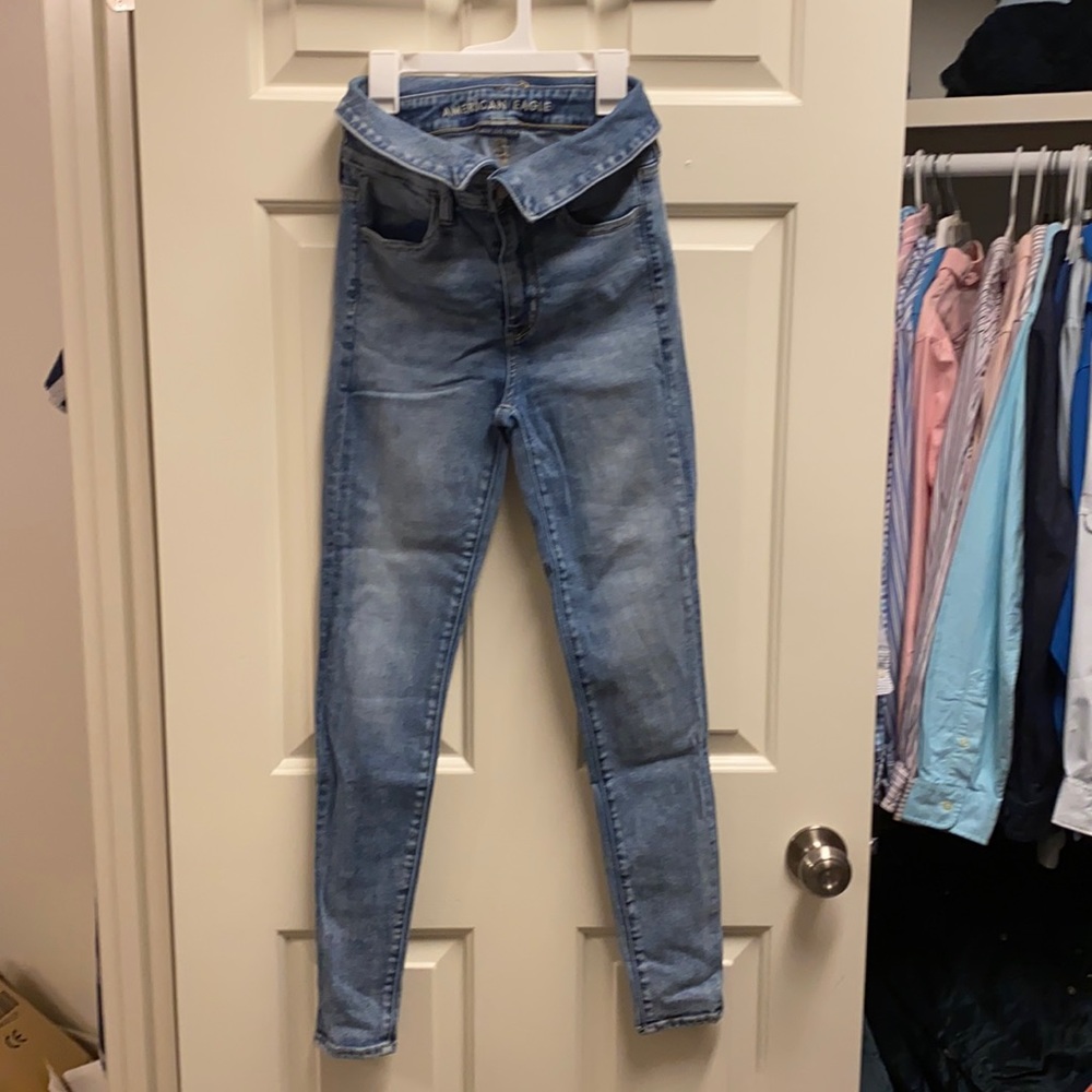 American Eagle Super High Rise Jegging